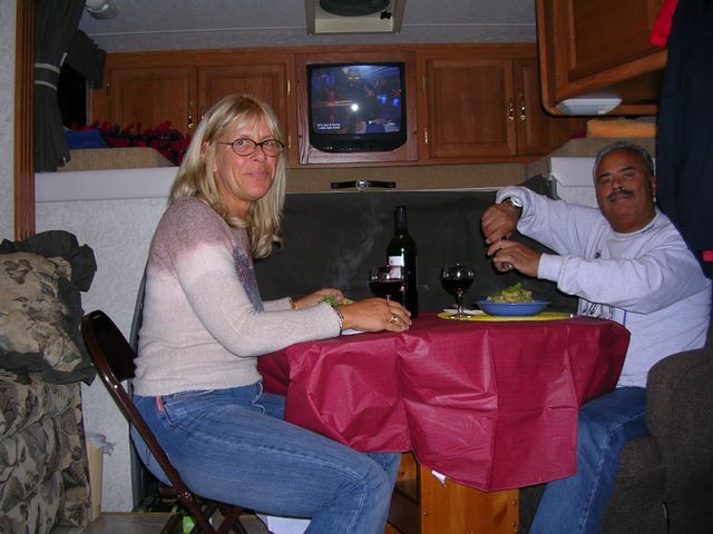 ullaegino9_abendessen.jpg (large)