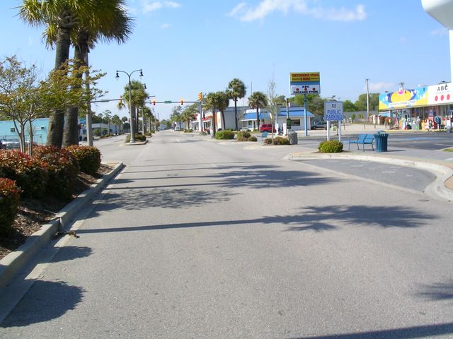 ullaegino_in_myrtlebeach14.jpg (large)